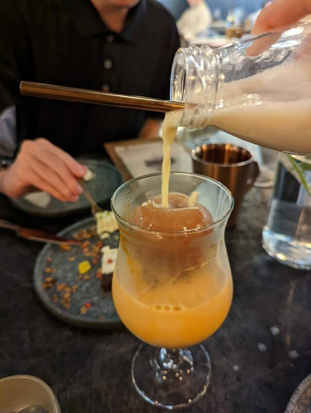 【北捷｜市政府站美食】BaganHood 蔬食餐酒館｜七訪吃不膩！是蔬食餐酒館先驅，也是天花板