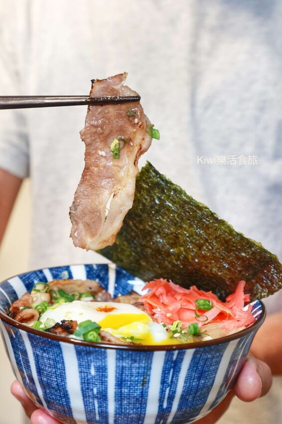 彰化員林日式美食推薦！両国爆厚5公分豬排定食超浮誇，肉控吃貨必收。