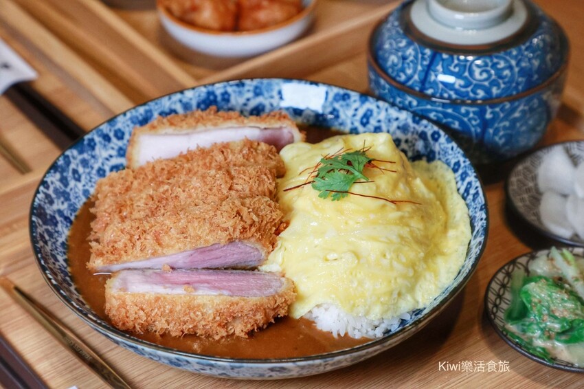 彰化員林日式美食推薦！両国爆厚5公分豬排定食超浮誇，肉控吃貨必收。