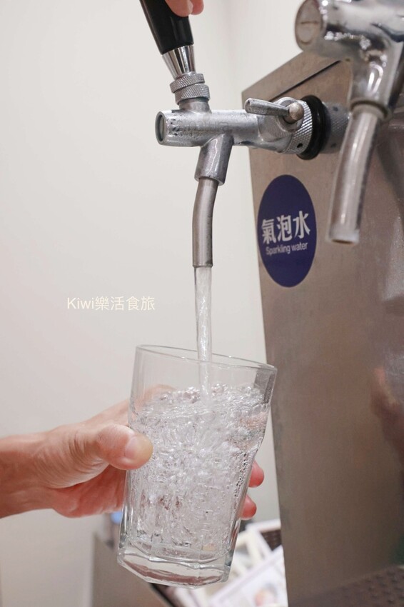 彰化員林日式美食推薦！両国爆厚5公分豬排定食超浮誇，肉控吃貨必收。