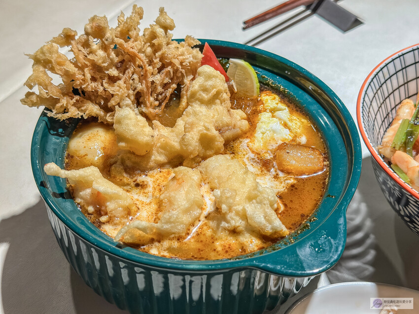 桃園巷弄內台南味!吹南風台南蝦仁飯 南洋叻沙麵,昭和復古風超吸睛。