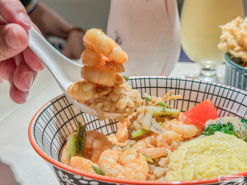 桃園巷弄內台南味!吹南風台南蝦仁飯 南洋叻沙麵,昭和復古風超吸睛。