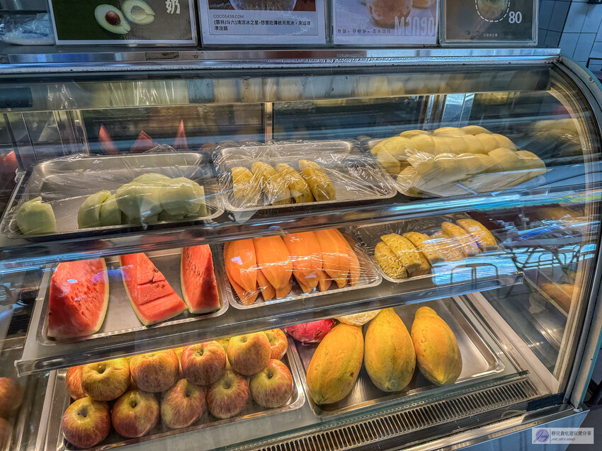 雲林斗六市場人氣冰店！清涼冰之屋傳統剉冰 果汁在地人激推。