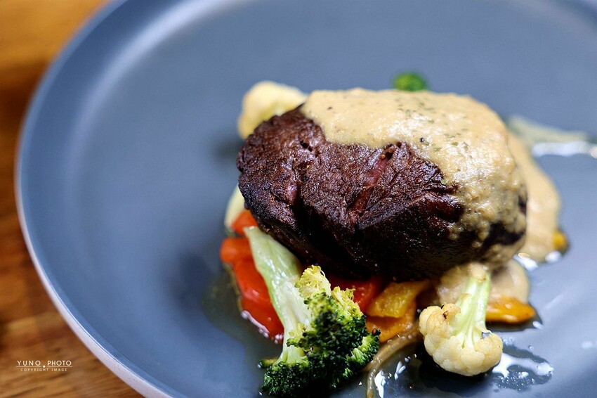 台中新開幕歐陸料理推薦!Diner Chill歐陸美食最浪漫聚會地。