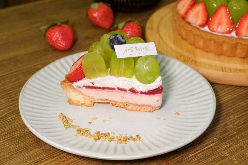 初茉制甜室|草莓控快衝~雲林人氣老宅甜點店草莓季登場,享受每一口的酸甜好滋味! - 肉依小姐吃什麼