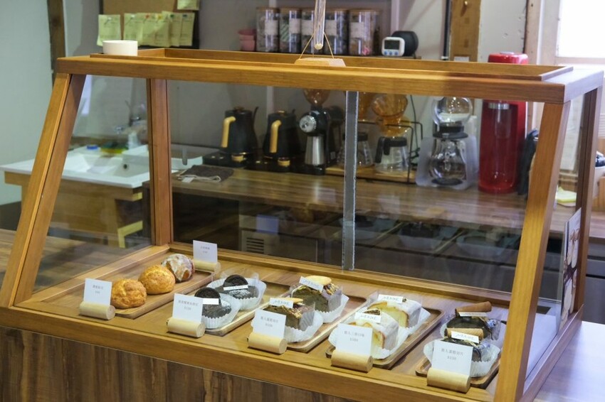 初茉制甜室|草莓控快衝~雲林人氣老宅甜點店草莓季登場,享受每一口的酸甜好滋味! - 肉依小姐吃什麼