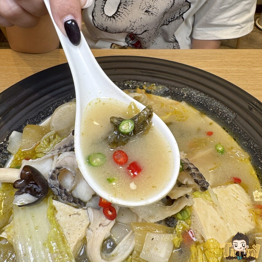 新竹縣竹北市新竹獨家！一個人也可以享用胡椒豬肚雞X藤椒酸菜魚！內用還有飲料及藜麥白飯吃到飽！-跟著踢小米吃喝玩樂趣