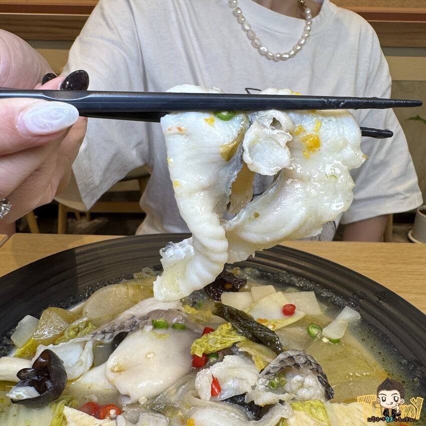 新竹縣竹北市新竹獨家！一個人也可以享用胡椒豬肚雞X藤椒酸菜魚！內用還有飲料及藜麥白飯吃到飽！-跟著踢小米吃喝玩樂趣