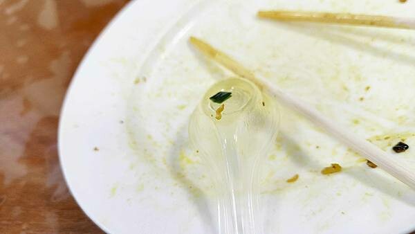 好吃的咖哩炒麵不用跑到基隆，在台北就可以吃到了啦～！中午用餐時間大爆人潮需等半小時左右的超人氣店家，