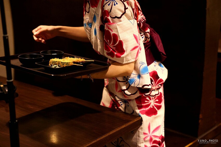 台中日式餐廳推薦「御三家備長炭串料理」雞濃湯拉麵、生魚片超美味。