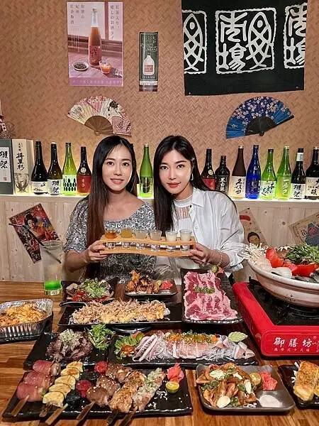 新北市板橋區[板橋美食] 隱居_いざかや-江子翠店 新北最夯居酒屋 新北耶誕城/跨年/尾牙聚餐餐廳 #板橋江子翠美食 @蛋寶