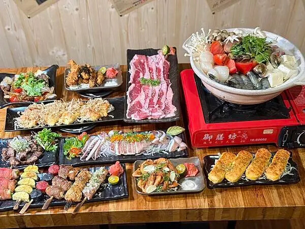 新北市板橋區[板橋美食] 隱居_いざかや-江子翠店 新北最夯居酒屋 新北耶誕城/跨年/尾牙聚餐餐廳 #板橋江子翠美食 @蛋寶