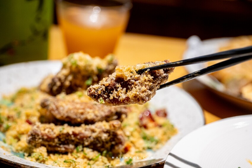 台北熱炒推薦！台日美食「昭和台灣小熱炒居酒屋」三層樓獨棟超Chill體驗。