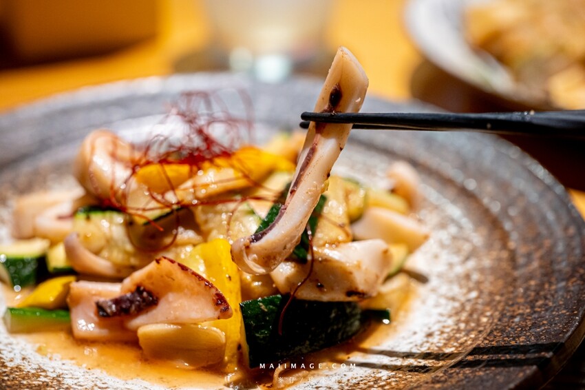 台北熱炒推薦！台日美食「昭和台灣小熱炒居酒屋」三層樓獨棟超Chill體驗。