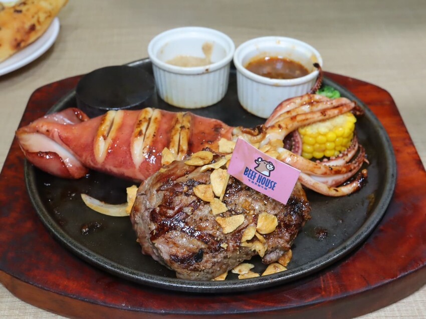 牛室炙燒牛排｜全台最有誠意平價牛排館！100%原塊肉，最低$369爽吃豐富自助吧