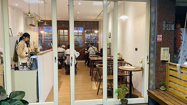 IMG_8242.jpg IMG_8242.jpg