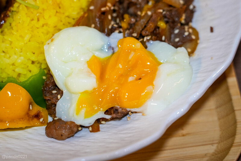 桃園中壢｜日升日式濃咖哩屋．中原商圈爆紅！濃郁微辣黑咖哩，一口上癮！