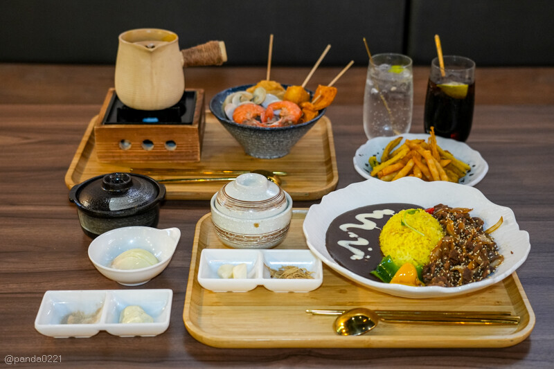 桃園中壢｜日升日式濃咖哩屋．中原商圈爆紅！濃郁微辣黑咖哩，一口上癮！