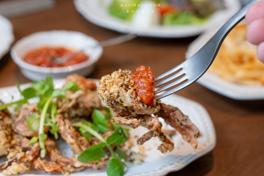 林口三井新開幕「JK Studio歐陸餐廳」波士頓龍蝦 肋眼牛排超值推薦。