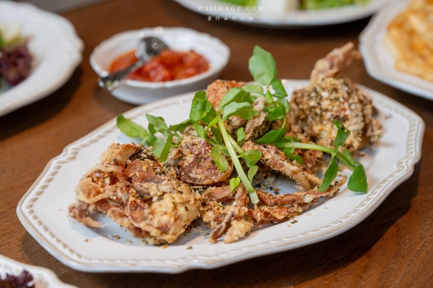 林口三井新開幕「JK Studio歐陸餐廳」波士頓龍蝦 肋眼牛排超值推薦。