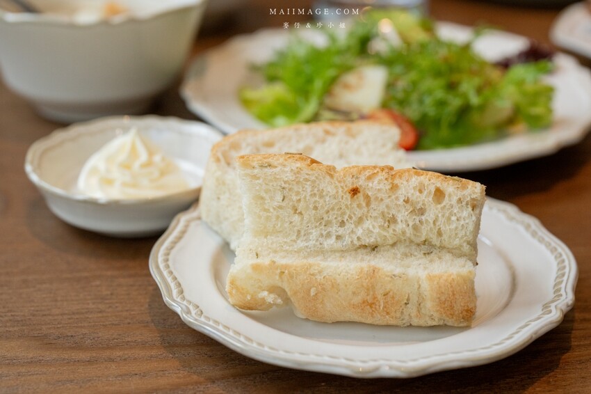 林口三井新開幕「JK Studio歐陸餐廳」波士頓龍蝦 肋眼牛排超值推薦。