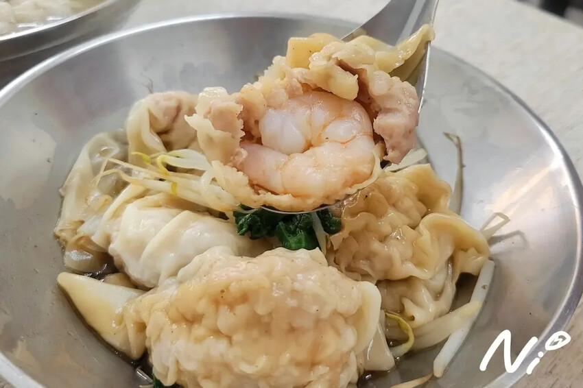 202408 高雄鳳山 ㄚ華鮮蝦大餛飩