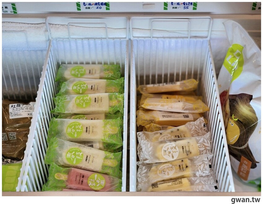 台中這間素食早餐也太酷，一早就能吃鹽酥雞，還有超特別的蚵仔煎蓋飯！