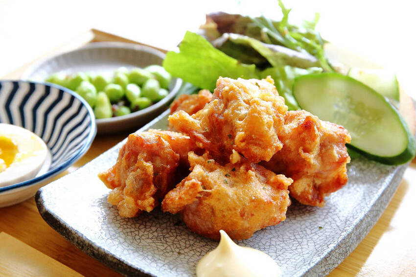 台北寵物友善餐廳｜其時Bistro〜台北草地寵物餐廳，有專屬