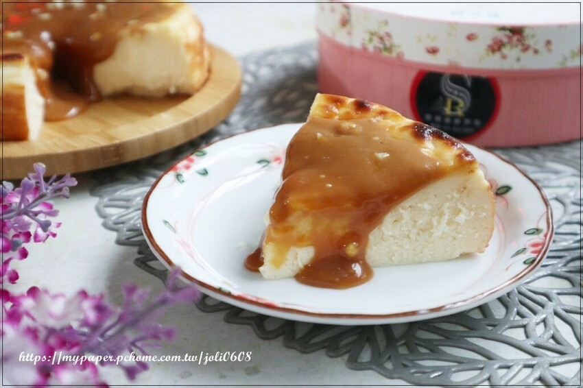 桃園市桃園區【拾瑞咖啡烘培】春節禮盒推薦 桃園伴手禮推薦 巴斯克蛋糕、蛋黃酥、千層酥真材實料手工製作 年節送禮必備首選