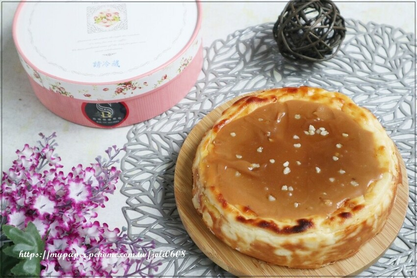 桃園市桃園區【拾瑞咖啡烘培】春節禮盒推薦 桃園伴手禮推薦 巴斯克蛋糕、蛋黃酥、千層酥真材實料手工製作 年節送禮必備首選