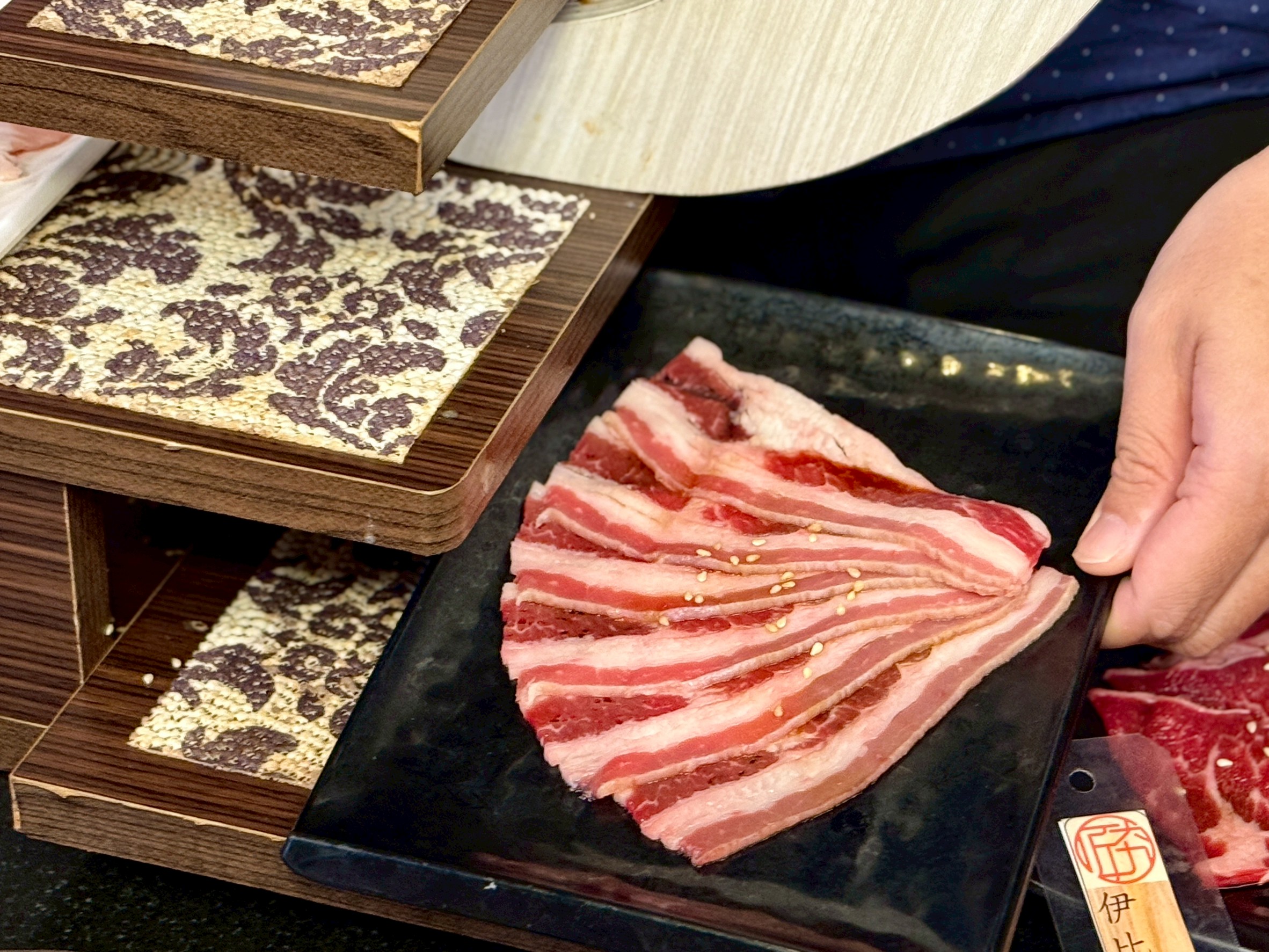 【桃園燒肉吃到飽推薦】匠夯日式無煙燒肉火烤兩吃吃到飽,最低689元起就可以吃到飽還有A5 和牛、泰國蝦、生蠔、干貝頂級海鮮吃到飽跟代烤服務 – 洋洋的吃喝玩樂