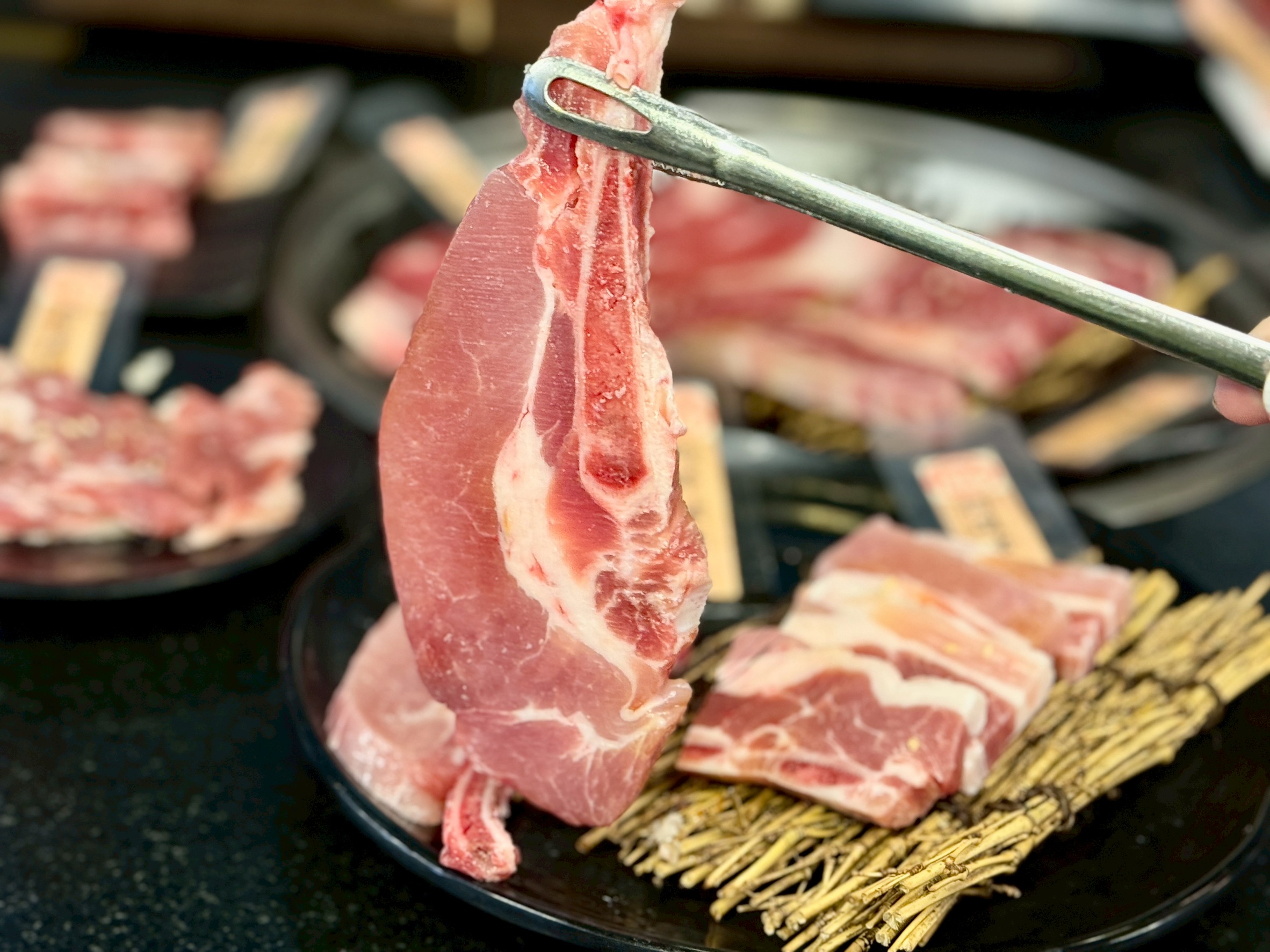 【桃園燒肉吃到飽推薦】匠夯日式無煙燒肉火烤兩吃吃到飽,最低689元起就可以吃到飽還有A5 和牛、泰國蝦、生蠔、干貝頂級海鮮吃到飽跟代烤服務 – 洋洋的吃喝玩樂