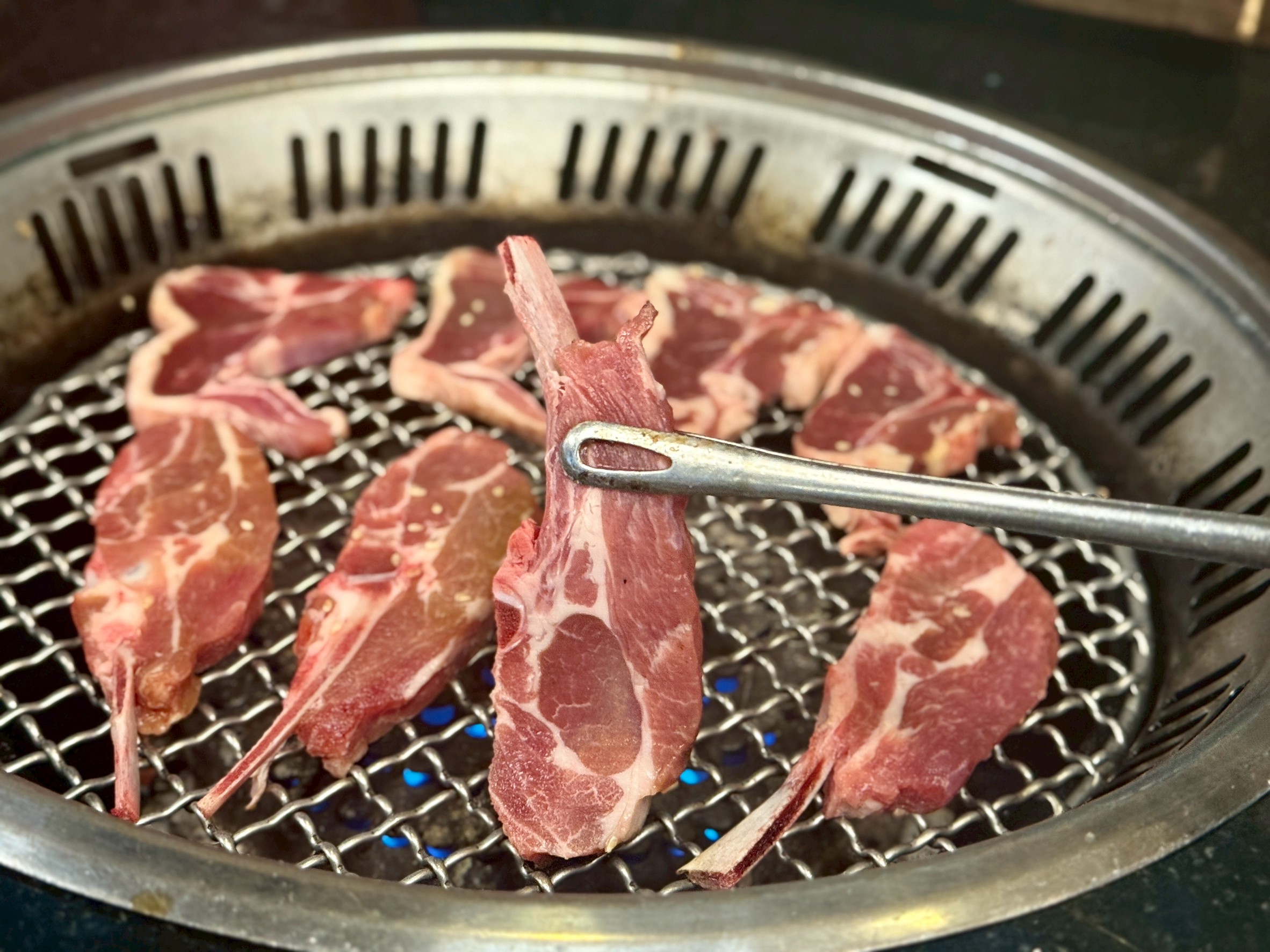 【桃園燒肉吃到飽推薦】匠夯日式無煙燒肉火烤兩吃吃到飽,最低689元起就可以吃到飽還有A5 和牛、泰國蝦、生蠔、干貝頂級海鮮吃到飽跟代烤服務 – 洋洋的吃喝玩樂