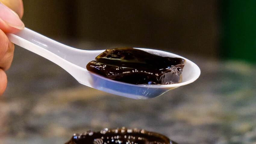 德草安青 百年老店德安青草店文青新裝，飲品好喝舒服無負擔打趴手搖飲 @D&W黑白雙搭