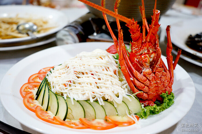 蘇澳必吃海鮮推薦!金媽祖旁的水都活海鮮,40年老字號的海味饗宴。