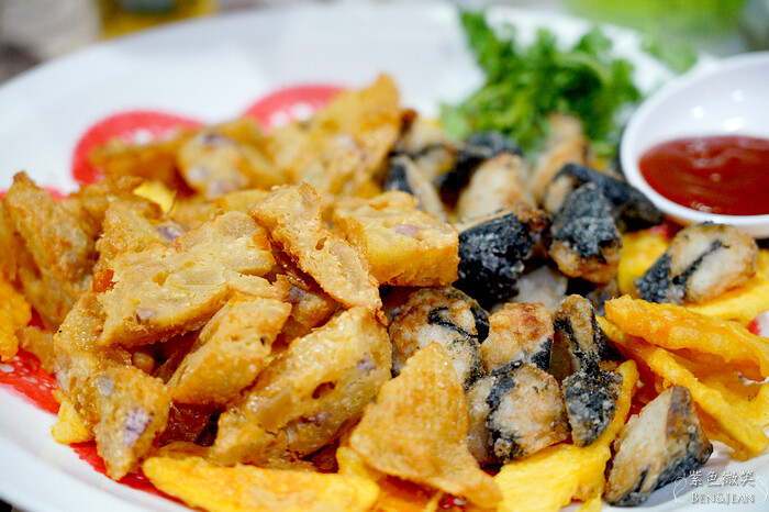 蘇澳必吃海鮮推薦!金媽祖旁的水都活海鮮,40年老字號的海味饗宴。