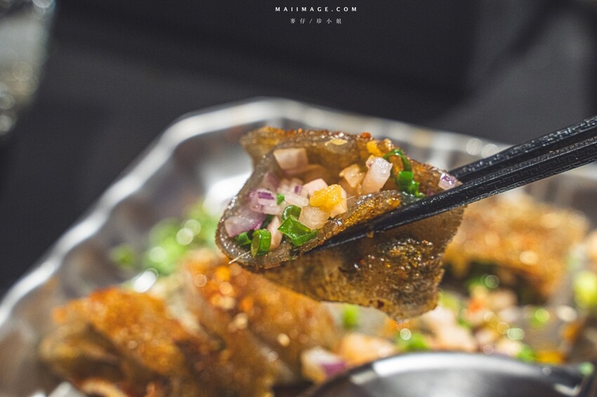 大安區成都燒烤開幕！川火成都燒烤最強江湖菜 串燒必吃攻略。