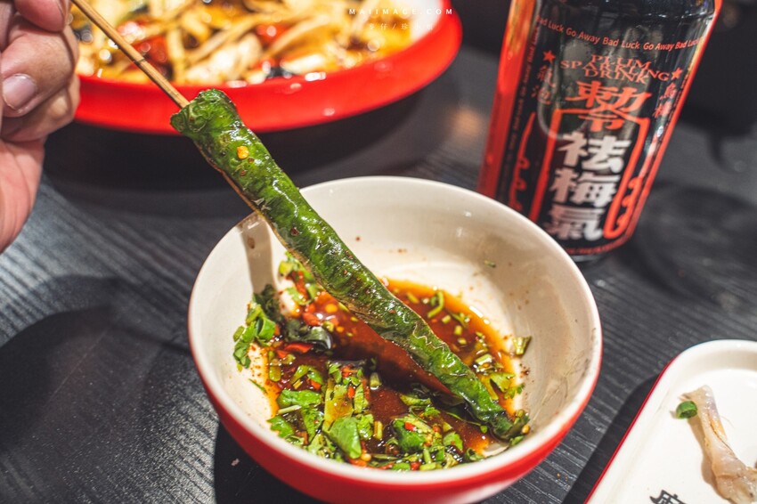 大安區成都燒烤開幕！川火成都燒烤最強江湖菜 串燒必吃攻略。