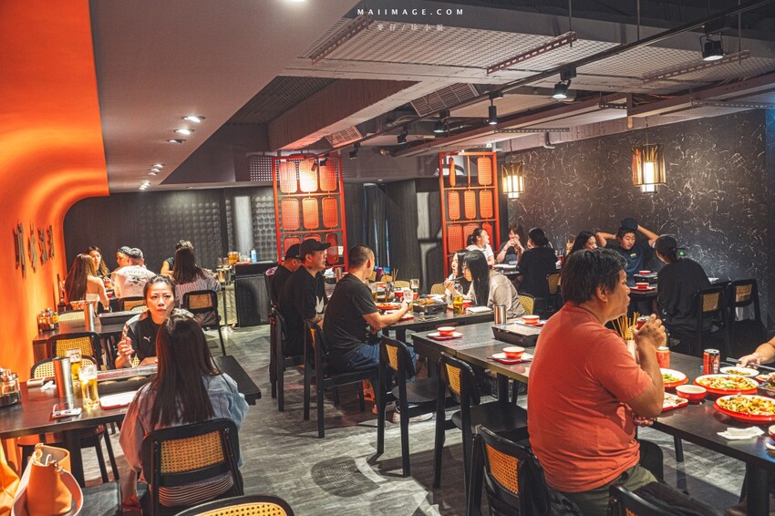 大安區成都燒烤開幕！川火成都燒烤最強江湖菜 串燒必吃攻略。