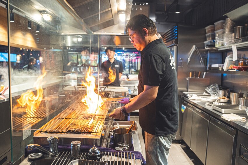 大安區成都燒烤開幕！川火成都燒烤最強江湖菜 串燒必吃攻略。