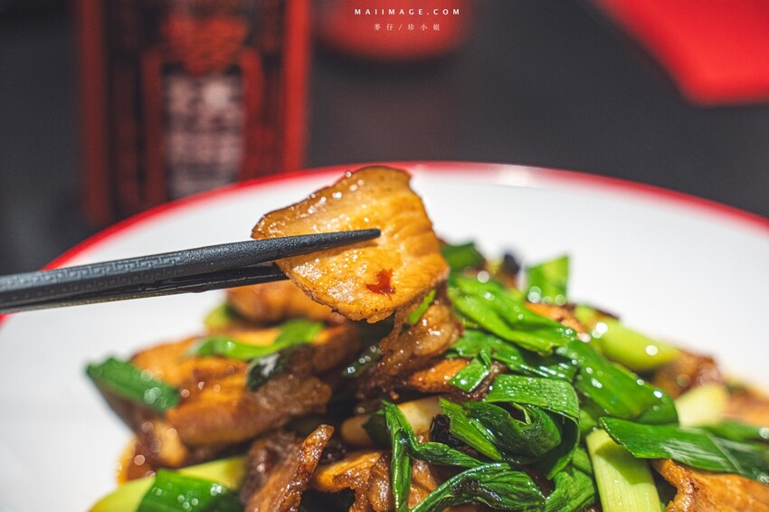 大安區成都燒烤開幕！川火成都燒烤最強江湖菜 串燒必吃攻略。