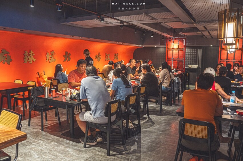 大安區成都燒烤開幕！川火成都燒烤最強江湖菜 串燒必吃攻略。