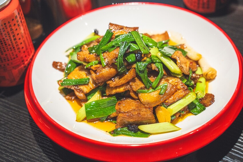 大安區成都燒烤開幕！川火成都燒烤最強江湖菜 串燒必吃攻略。