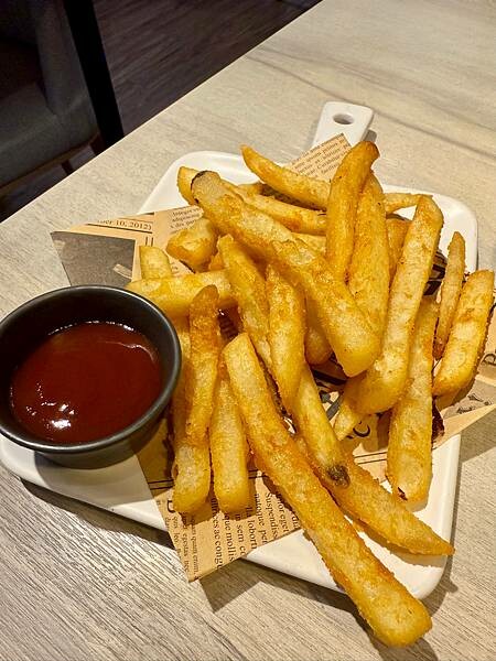 ［台北美食］大直北安路上適合約會的餐酒館| Otto Pas