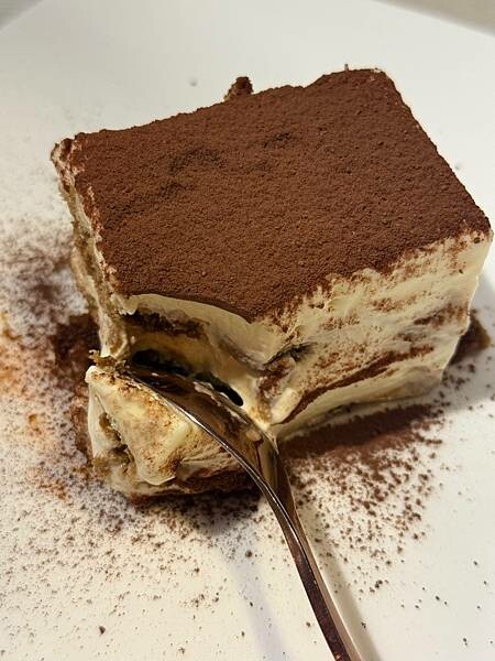 ［台北美食］大直北安路上適合約會的餐酒館| Otto Pas