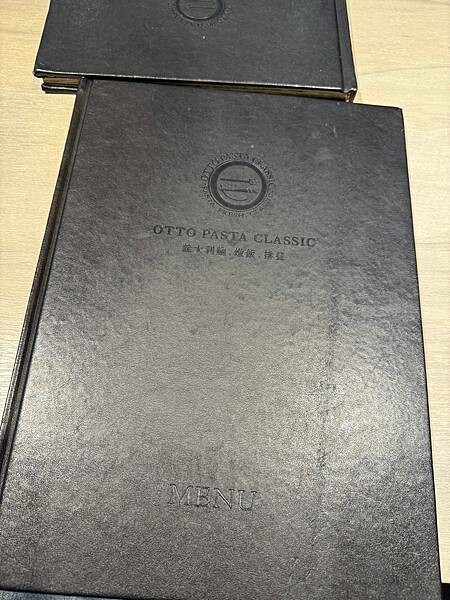 ［台北美食］大直北安路上適合約會的餐酒館| Otto Pas