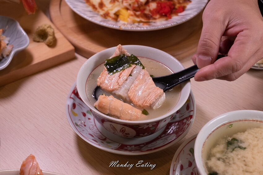 魚和米壽司北屯店│豐原人氣高CP值日本料理進軍大坑!厚切生魚片、奢華海鮮丼、浮誇握壽司都好吃。大坑美食推薦 - 貪吃猴的幻想