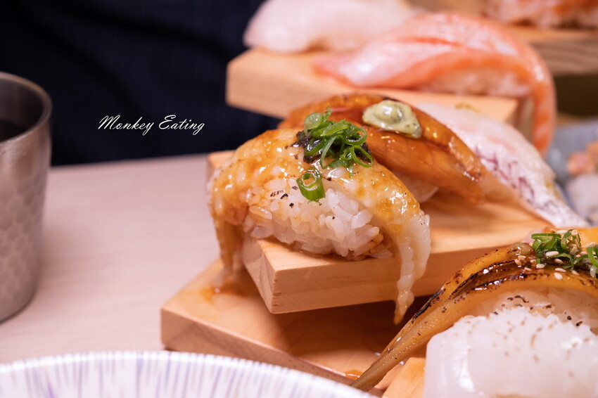 魚和米壽司北屯店│豐原人氣高CP值日本料理進軍大坑!厚切生魚片、奢華海鮮丼、浮誇握壽司都好吃。大坑美食推薦 - 貪吃猴的幻想