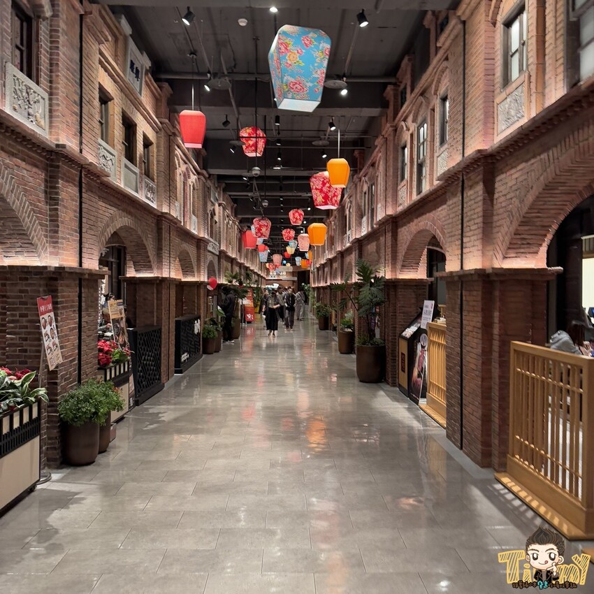 新竹縣竹北市這間可能是最好吃的泰式料理連鎖品牌!2cm厚切月亮蝦餅!黃咖哩軟殼蟹絕對讓你可以吃三碗白飯!-跟著踢小米吃喝玩樂趣