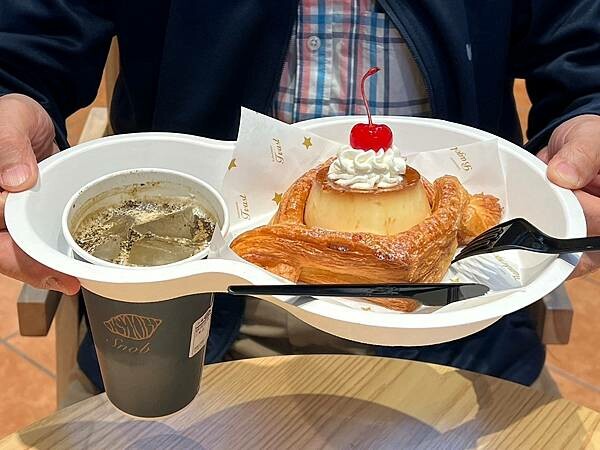 （台北下午茶）Snob café微風南山店～台北最強可頌開新